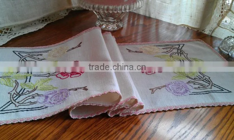 VINTAGE EMBROIDERED TABLE/DRESSER RUNNERS