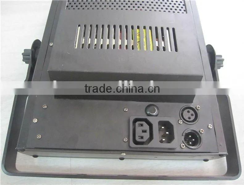 54*3W RGBW sound control music light