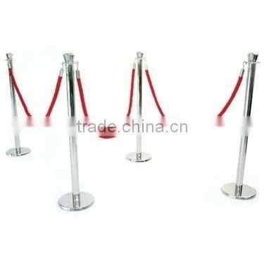 Retractable Queue Barrier