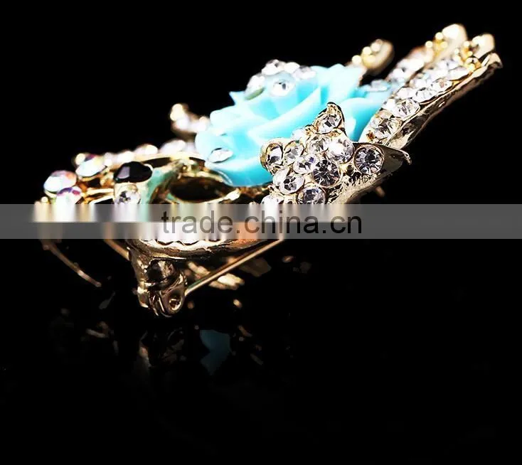 F20047N Women favorite peacock animal rhinestone brooch for party invitation bulk brooch