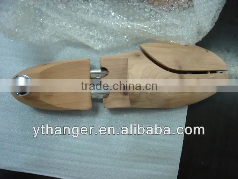 SW02 import shoe tree cedar shoe keeper