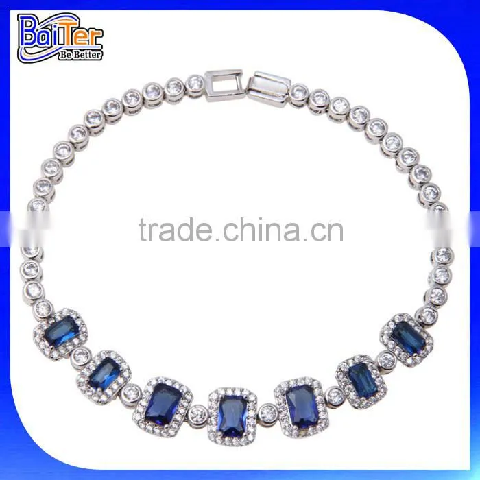 Elegant Women's Jewelry White Fire Opal Gemstone Bracelet Wholesale
