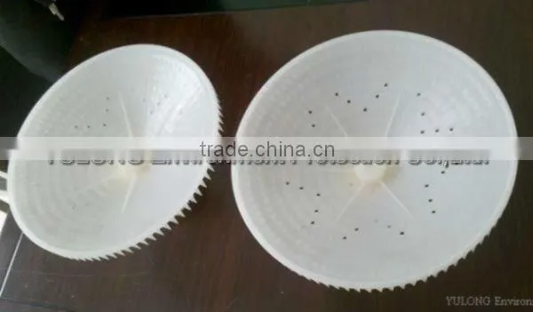 Swirl air diffuser for waste water treatment
