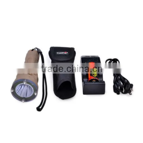 2013 hot new led diving flashlight TrustFire DF001 scuba diving flashlight with 1* CREE XM-L- 2 650lumen waterproof led torch