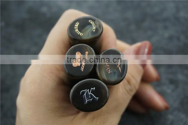 FASHION NEW IN RESION BUTTON WITH LASER PRINTING HOT SALE HORN TOGGLE BUTTON