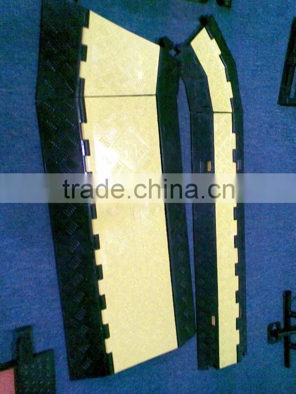 2 channel 3 channel 5 channel rubber speed hump