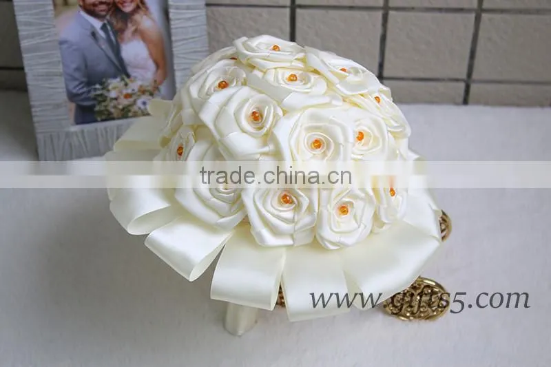 Elegant Handmade Flowers with Roses Wedding Bouquet Beads Rhinestone