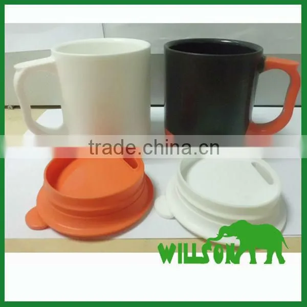 Double wall plastic coffee cup