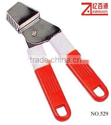 garlic press