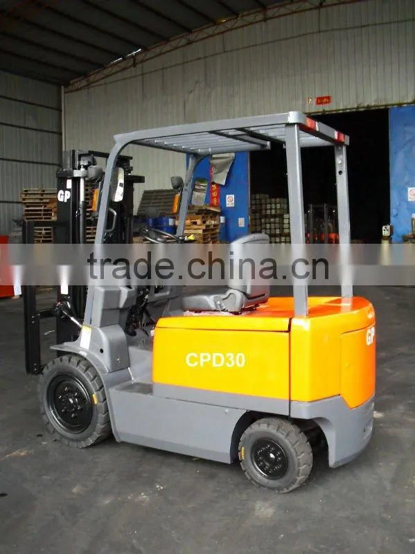2Ton electric forklift