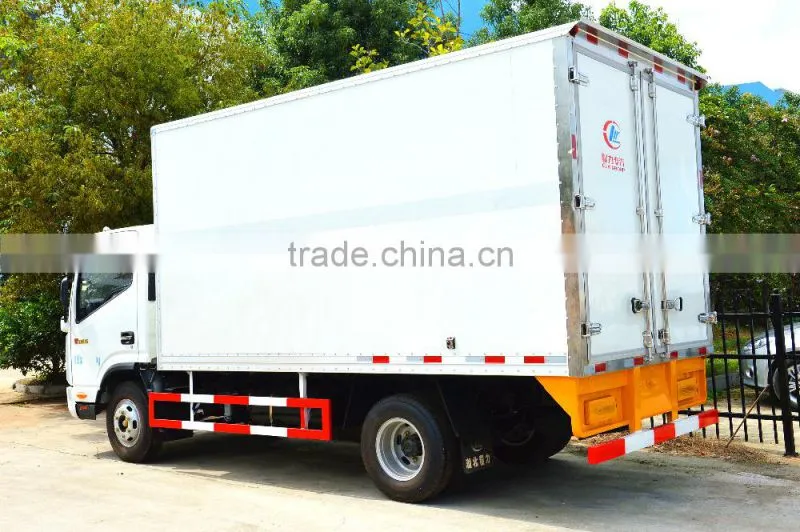 JAC small 5Ton meat hook refrigerated truck