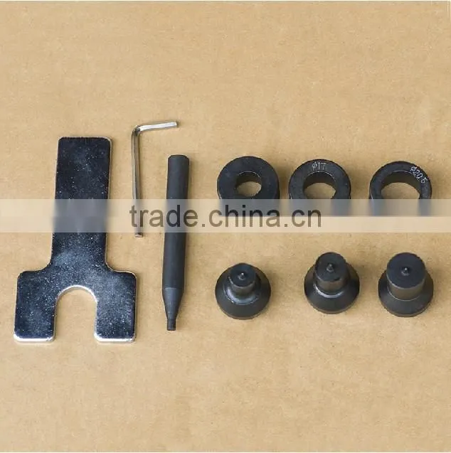 CH-70 Hydraulic Hole Puncher