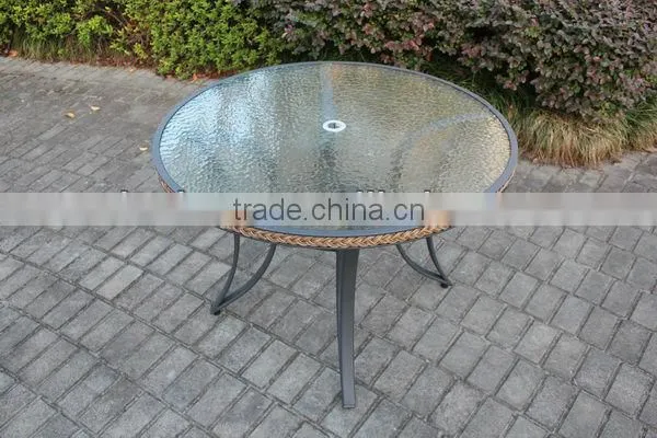 Aluminum 40"Round dining table with umbrella hole