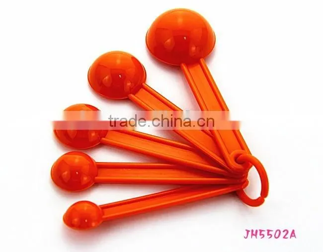 Multi-colored Measuring Spoon Set of 5