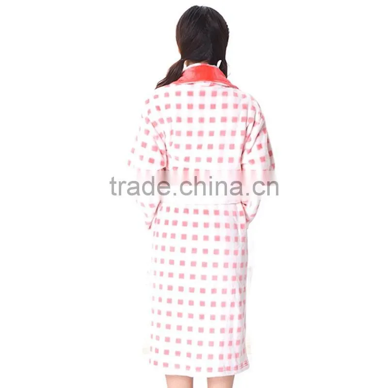 Super Soft Cut Velvet Style White Bathrobes for Hotel or Spa Used