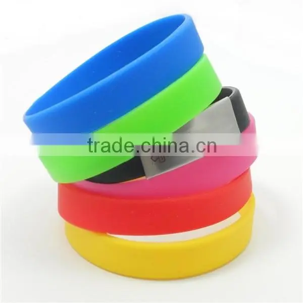 Hottest Selling Custom Silicone Bracelet Bangle Style Hand Bracelet