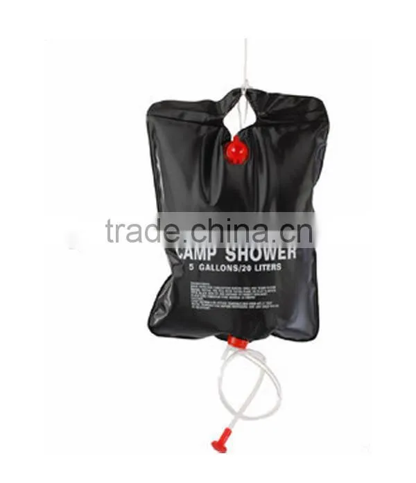 Hanging camping outdoor shower bag