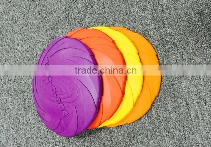 2015 Custom multicolor foldable & durable Soft rubber fisbee , training toys