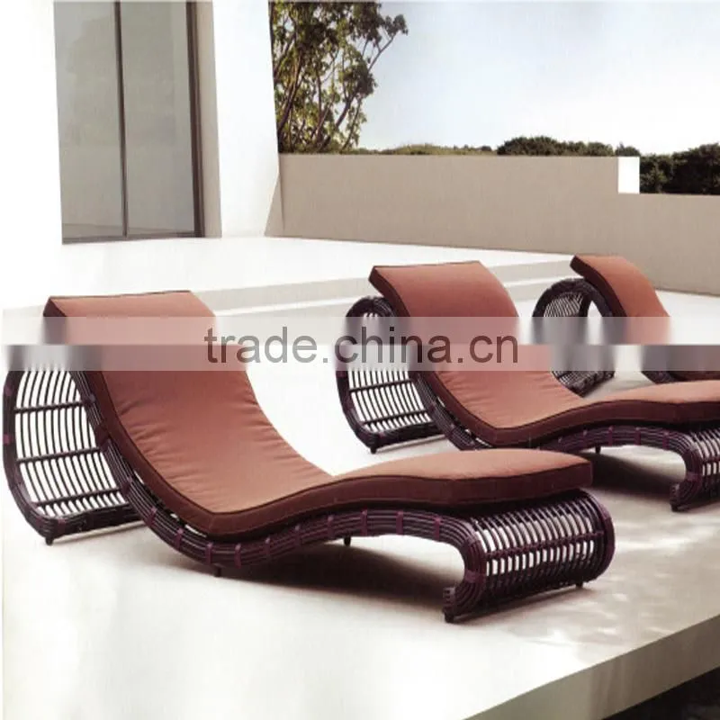 Space Saving Folding Legs Black Brown PE Rattan Wicker Outdoor Patio Pool Chaise Lounge Chair