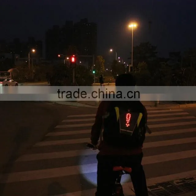 2016 New bicycle LED light bag packs LED flashlight