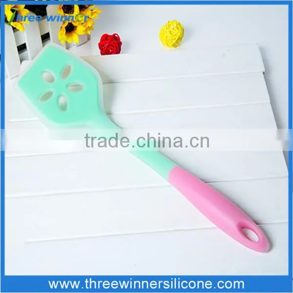 2015 china housewares silicone kitchen set wholesale