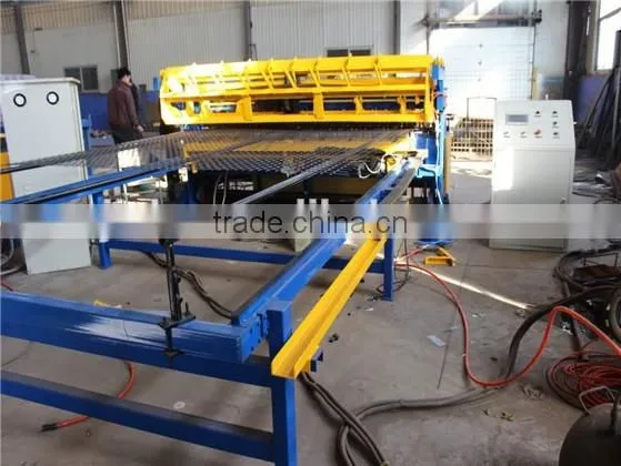 3-5mm CNC Machine/ Wire Mesh Fence Welding Machine/Fence Mesh Making Machine Made in China