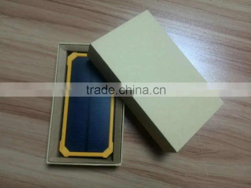 Newest design solar power bank 8000mah for christmas gift