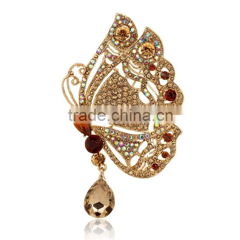 Women Beautiful Rhinestones Gold Plated Brooch