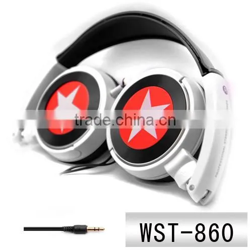 2015 fashion Newest foldable Headphones with Microphone