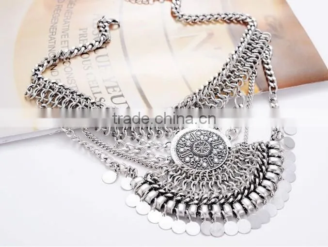 European and American high-end 2 color fashion jewelry pendant chain accessories Multilayer Necklace for woman