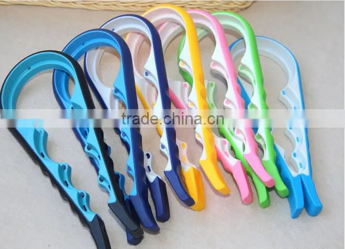 New design bottle cap opener plastic twist cap bottle opener cap bottle opener