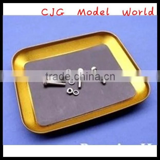 RC CAR TRAY WITH MAGNETIC PAD