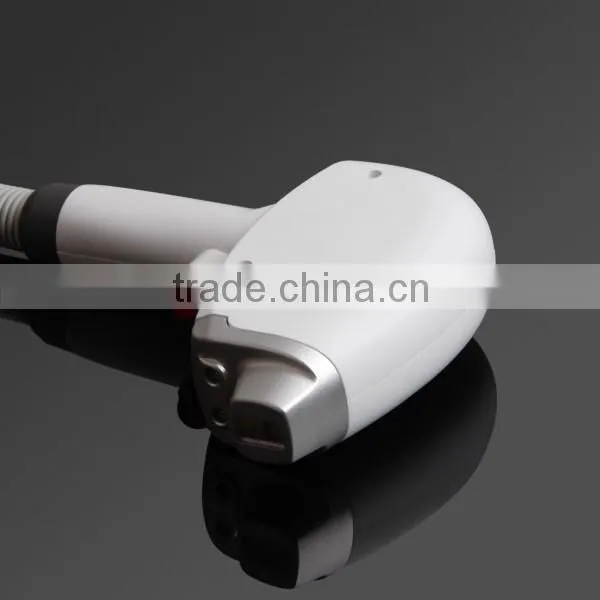 2015 Professional Pain-free 808nm diode laser hair removal machine for sale