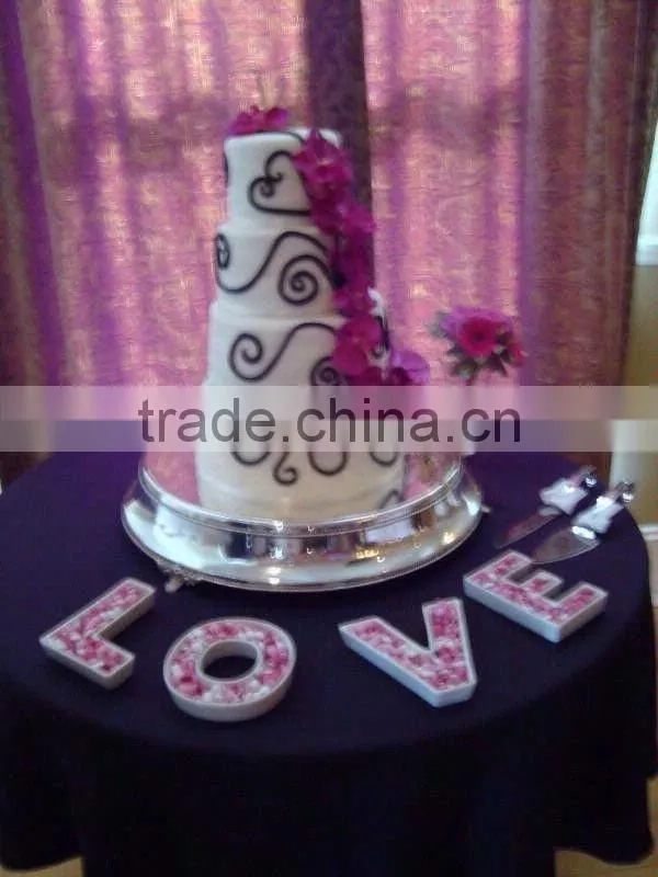 Glazed ceramic letters decoration