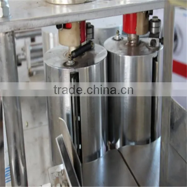 Small Napkin Folding Machine