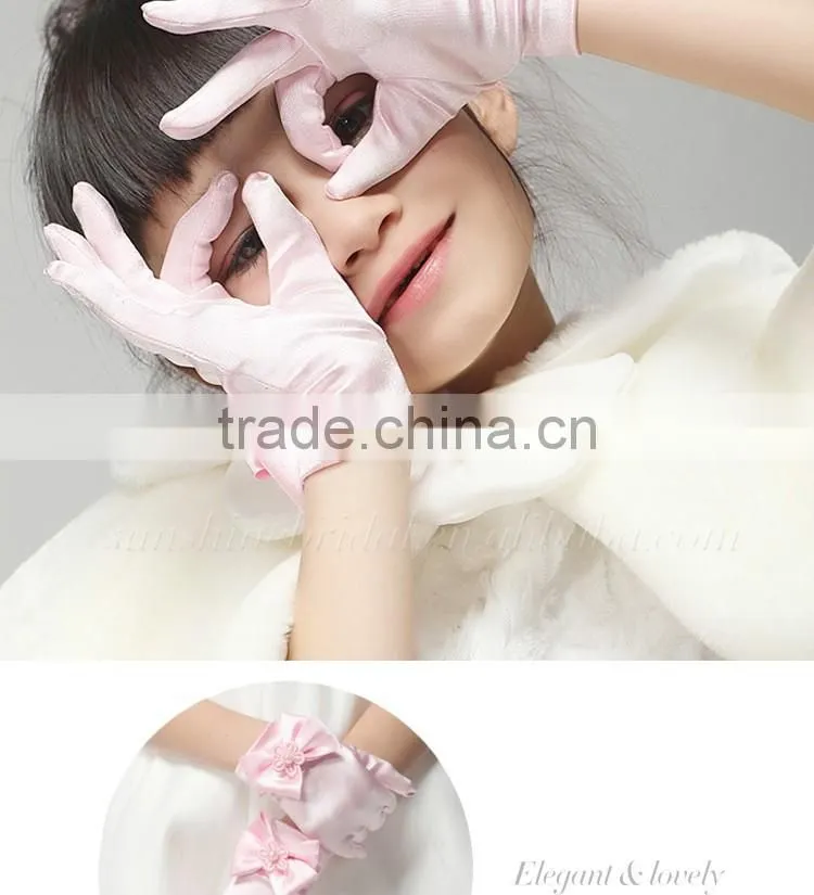 lacy gloves