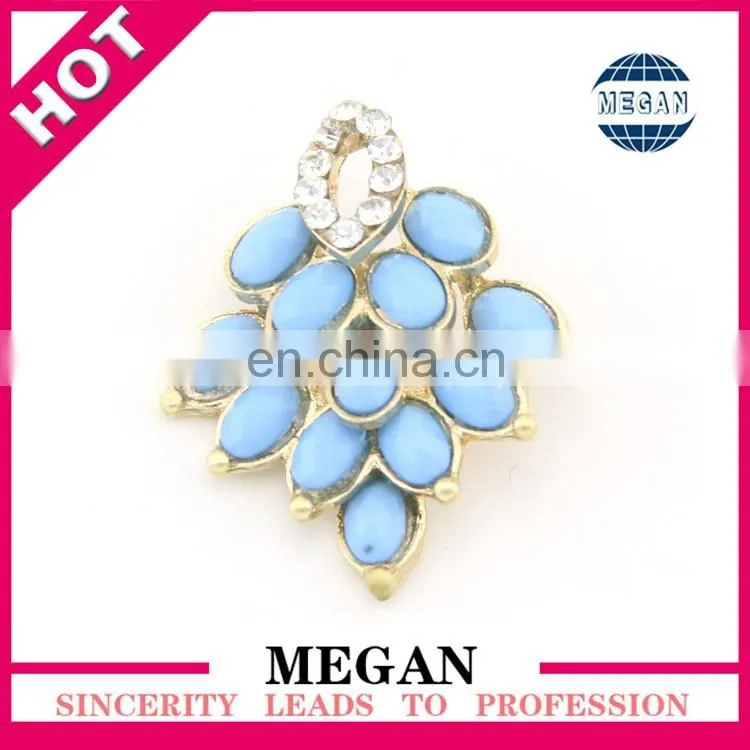 Wholesale fashion colorful crystal rhinestone and acrylic button for suit decoration