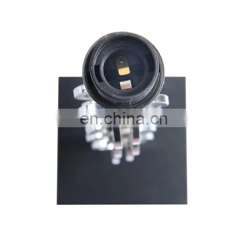 2019 European style metal desk lamp and LED light