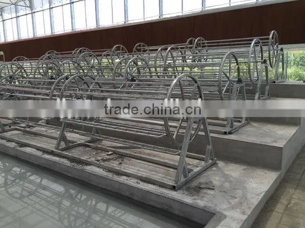greenhouse ebb and flood bench rolling bench