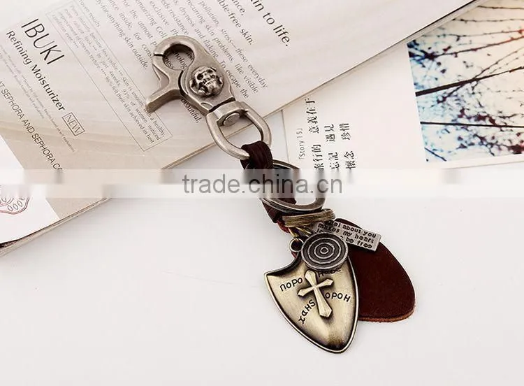 2015 Yiwu Factory Direct Sale Custom Leather Keychains Promotional Gift