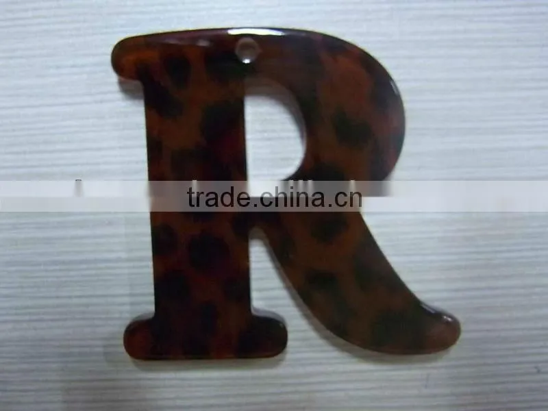 letter label