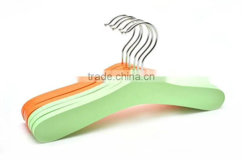 Kids wooden hanger ASDK04