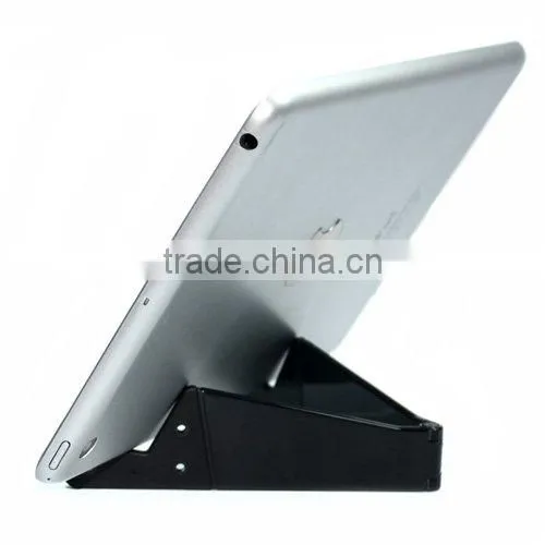 Universal Smartphone Desk Stand