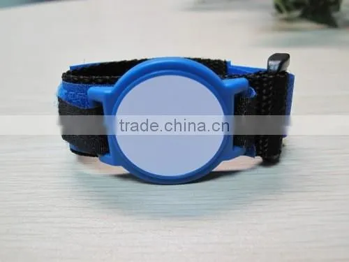 Custom GPS RFID Wristbands, Supported by Active Module from DAILY RFID