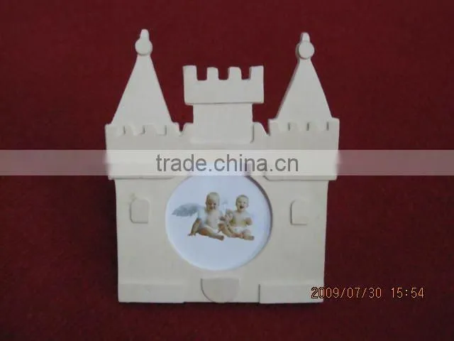cheap hand shaped wooden photo frame,wooden picture frame