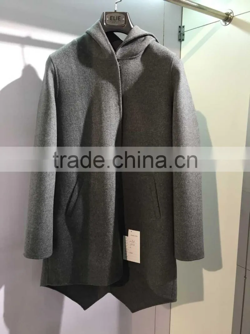 Ladies handle dark Grey 100% Wool coat for Sring and Fall