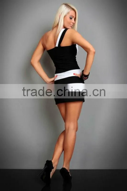 2013 new design hot sexy girls leather bodysuits