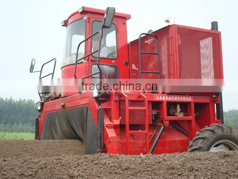 Self-propelled Compost Turner