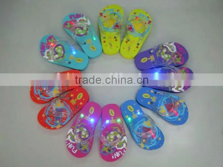 Hot Selling Colorful Comfortable led Flashing Flip Flops