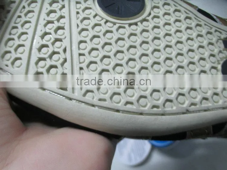 Ukraine leather Wrestling Shoes boxing training shoes with original outsole hot in Russia kungfu sport shoes